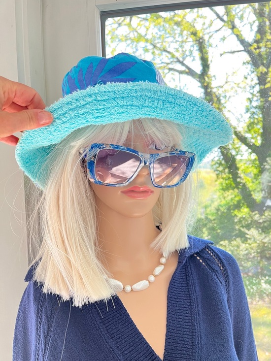 Lilly Pulitzer Blue & Green Printed Bucket Hat Terry Lined Vintage